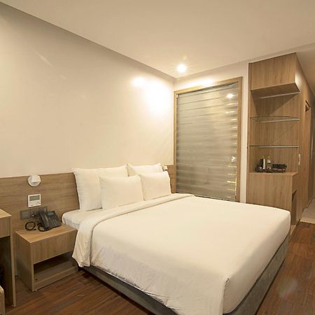 Elite Homestay Ha Long Exteriör bild