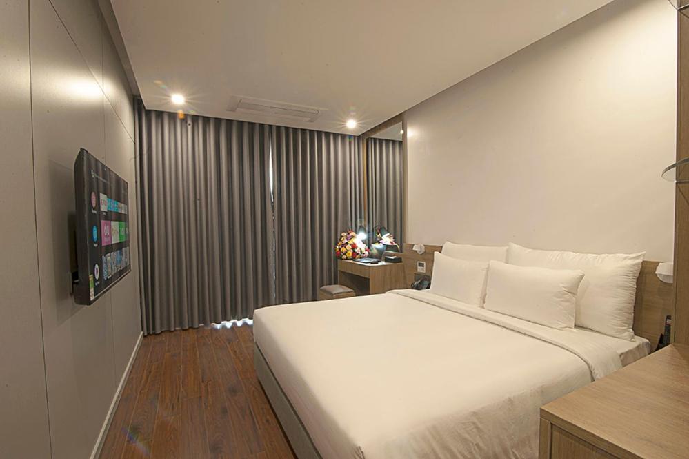 Elite Homestay Ha Long Exteriör bild