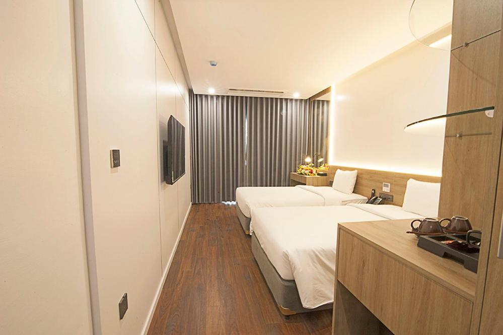 Elite Homestay Ha Long Exteriör bild