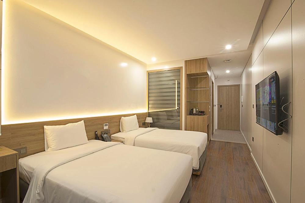 Elite Homestay Ha Long Exteriör bild
